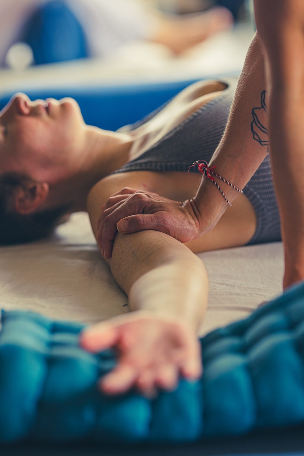 Thai Yoga Massage assisted stretch during the workshop